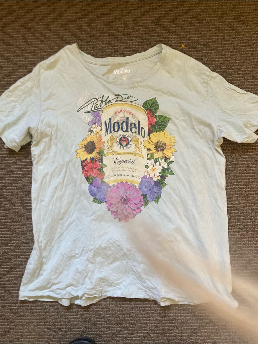 Modelo Womens Sage Green Floral Graphic T Shirt Womens Size M
